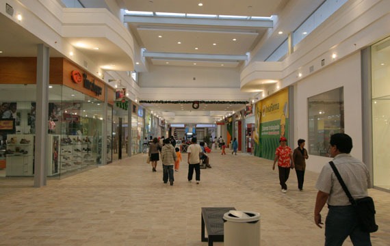 Aventura Plaza Callao